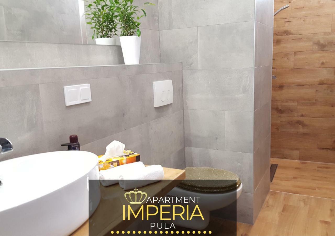 Apartment Imperia *** プーラ エクステリア 写真